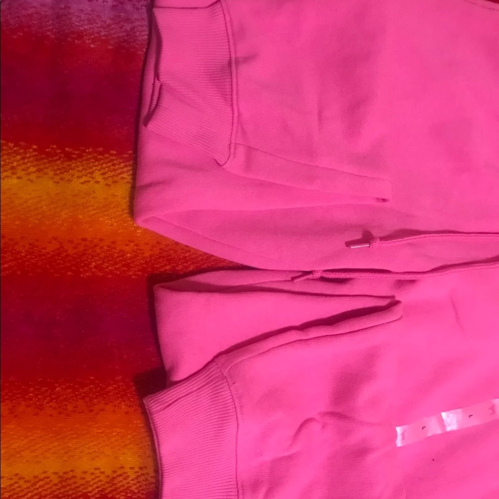 VS PINK SWEATS